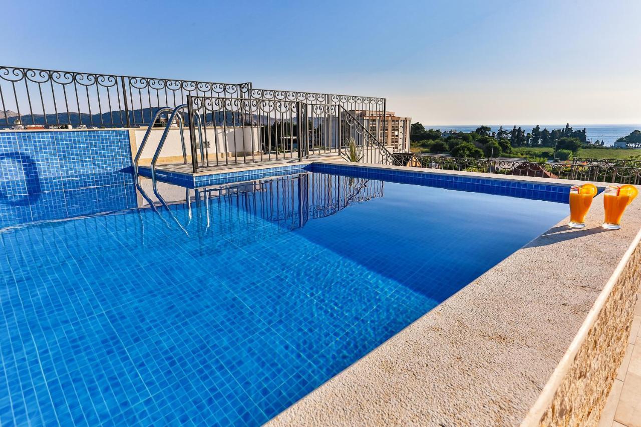 De Lux Apartments Luka Бар Екстериор снимка