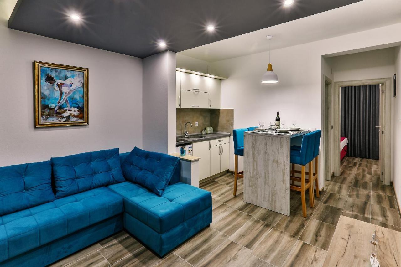 De Lux Apartments Luka Бар Екстериор снимка