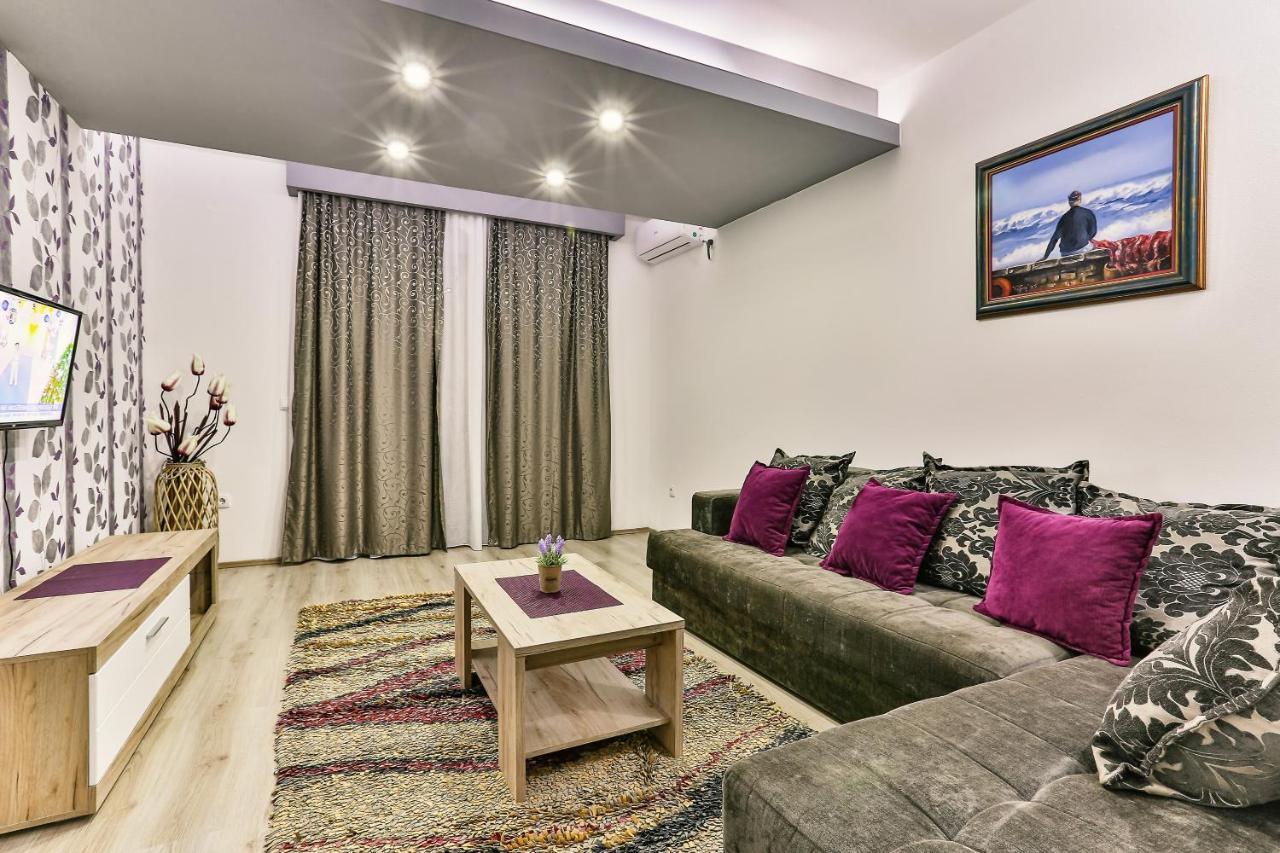 De Lux Apartments Luka Бар Екстериор снимка