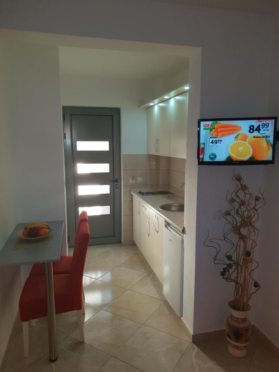 De Lux Apartments Luka Бар Екстериор снимка